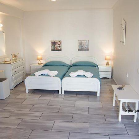 Angeliki Apartments Plaka  Bagian luar foto