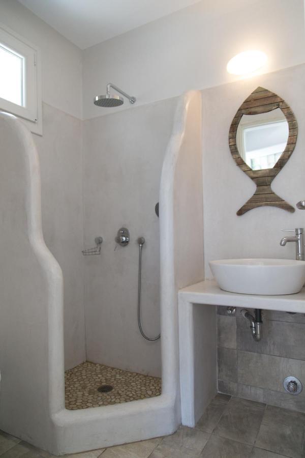 Angeliki Apartments Plaka  Bagian luar foto