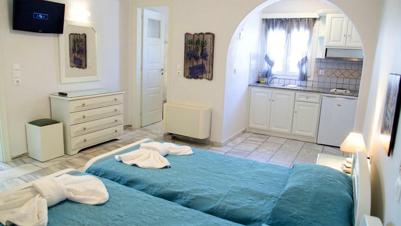Angeliki Apartments Plaka  Bagian luar foto