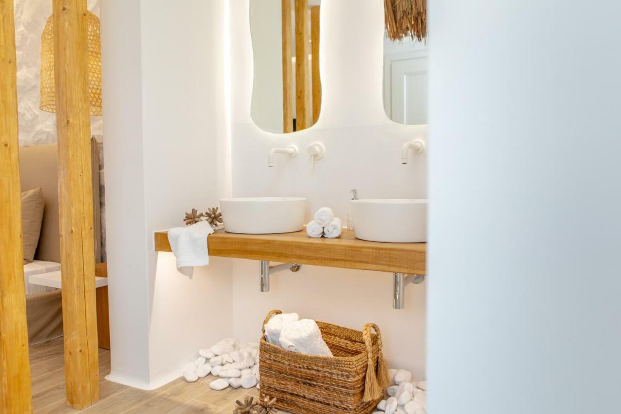 Angeliki Apartments Plaka  Bagian luar foto